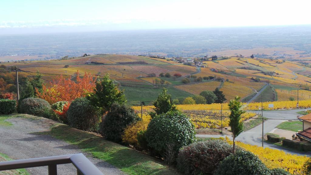 Le Balcon Du Fetre Bed and Breakfast Chiroubles Esterno foto